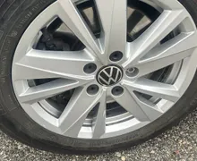 Zunanja slika - Volkswagen Touran - 2.0 TDI DSG.NAVI.KAMERA.NAREJEN VEL.SERVIS+MENJALN - 9 - Predogledna slika