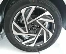 Zunanja slika - Hyundai i20 - 1.0 T-GDI STYLE AVT-WINTER-REZ.KOLO-17 COL-VIDEO - 6 - Predogledna slika