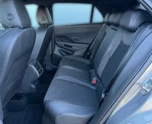 Notranja slika - Volkswagen T-Roc - 1.5 eTSI R-Line DSG-SLO-IQ Light-Vlečna kljuka.... - 11 - Predogledna slika
