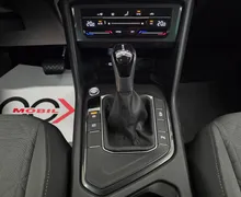 Notranja slika - Volkswagen Tiguan - 2.0 TDI BMT Life DSG - LED.kamera.keyless.ambient - 12 - Predogledna slika