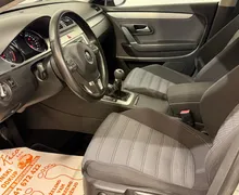 Notranja slika - Volkswagen Passat CC - 2.0 TDI-BI-XENON-SPORT LINE-ALU-CROM-PDC-TEMPOMAT. - 8 - Predogledna slika