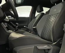 Notranja slika - Volkswagen Polo - 1.0 TSI R-Line |Led|PDC|Gretje|Navi|Virtual|ACC|.. - 9 - Predogledna slika