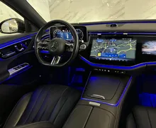 Notranja slika - Mercedes-Benz E-Razred - 220d|4Matic|AMG|4WS|SuperScreen|Zračno|360K|Hlaj| - 8 - Predogledna slika