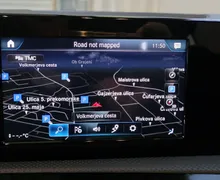 Zunanja slika - Mercedes-Benz A-Razred - A 250 e Avt. 1.LAST PHEV KAM NAVI TEMP LANE - 11 - Predogledna slika