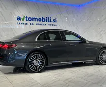 Zunanja slika - Mercedes-Benz E-Razred - 220d|4Matic|AMG|4WS|SuperScreen|Zračno|360K|Hlaj| - 5 - Predogledna slika