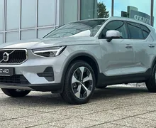 Zunanja slika - Volvo XC40 - B3 P Core AT DCT 3 leta garancije + 3 servisi... - 1 - Predogledna slika