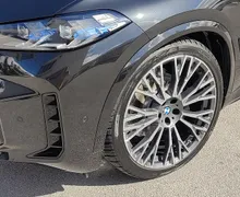 Zunanja slika - BMW X5 - serija : 30d-XD-M-PAKET-ZRAČNO-PANO-SOFT-CL-360KAM-LASER-22 - 8 - Predogledna slika