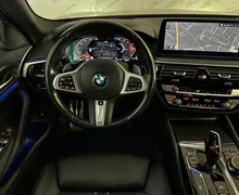Notranja slika - BMW serija 5: - 520d |xDrive|M|Laser|ACC|Kamera|HUD|Memory|Gretje| - 10 - Predogledna slika