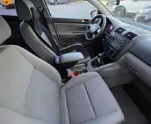 Zunanja slika - Volkswagen Golf - 2.0 SDI KLIMA-ALU PLTIŠČA-1.LASTNIK-SLO-KOT NOV - 11 - Predogledna slika