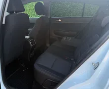 Notranja slika - KIA Sportage - 1.6 CRDI-LED-LIZING ZA TUJCE-TEMPOMAT-KAMERA... - 10 - Predogledna slika