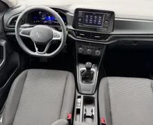 Notranja slika - Volkswagen T-Roc - 1.0 TSI BMT Life-LED-16 COL Alu-AppConnect.... - 10 - Predogledna slika