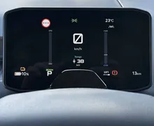 Notranja slika - KIA PV5 - Quantum 71.2 kWh baterija 120 kW 163 KS - 13 - Predogledna slika