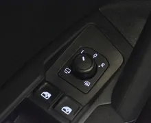 Zunanja slika - Volkswagen Tiguan - 1.5TSI Comfortline LED-ALU-PDC - 11 - Predogledna slika