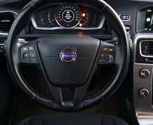 Zunanja slika - Volvo S60 - D3 A Momentum+ Xenon +Memory+ Alu 17 +Navi - 12 - Predogledna slika