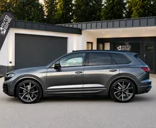 Zunanja slika - Volkswagen Touareg - 4MOTION•R-LINE•PANO•MASAŽA•ZRAČNO•1LASTNIK•KOT N - 5 - Predogledna slika
