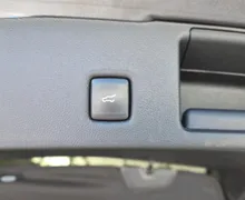 Zunanja slika - Ford Kuga - 2.5 Duratec PHEV Vignale AVT.-SLO-USNJE-HEAD-UP - 9 - Predogledna slika