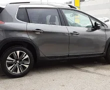 Zunanja slika - Peugeot 2008 - 1.2 PureTech S S ALLURE 81Kw - 4 - Predogledna slika