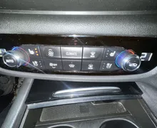 Notranja slika - Opel Insignia - 2.0 CDTI Innovation.NEMŠKI+4ALU.KAMERA.USNJE.DIZEL - 9 - Predogledna slika