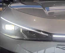 Zunanja slika - Volkswagen T-Roc - R-Line Black Style 1.5 eTSI DSG - 2 - Predogledna slika