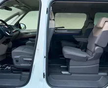 Notranja slika - Volkswagen Multivan - 2.0 TDI-DSG-PODALJŠAN-EDITION-IQ LIGHT-VIRTUAL- - 10 - Predogledna slika