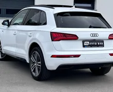 Notranja slika - Audi Q5 - 2.0 TDI+3xS-Line+VIRTUAL+Q+PANO+ACC+AMBI - 8 - Predogledna slika