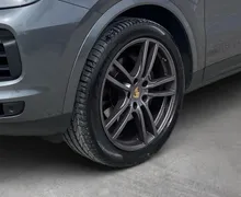 Zunanja slika - Porsche Cayenne - 3.0 V6 PLATINUM EDITION AUTO- 47.500 km- Panorama. - 6 - Predogledna slika