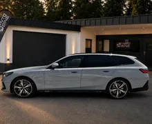 Notranja slika - BMW serija 5 Touring: - 520d XDRIVE•NARDO GREY•M PAKET PRO•KOT NOV•GARAN.. - 8 - Predogledna slika