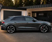 Notranja slika - Audi RS Q8 - QUATTRO•PANO•ACC•CERAMIC•ALU23•HEAD UP•ZRAČNO•SOFT - 7 - Predogledna slika