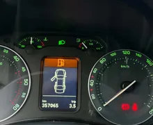 Notranja slika - Škoda Octavia - 1.9 TDI-ODLIČEN- - 11 - Predogledna slika