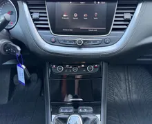 Notranja slika - Opel Crossland X - 1.2 Turbo Innovation-SLO-1. lastnik-LED-Vl. klju.. - 9 - Predogledna slika