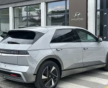 Zunanja slika - Hyundai Ioniq 5 - FL PREMIUM 84kWh°°168kW°°topl.črp°°el.kljuke - 4 - Predogledna slika