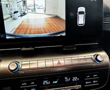 Zunanja slika - Hyundai Kona - T-GDI 100 PREMIUM-VLE. KLJ-REZ.KOLO-AMBIENT-VIDEO - 12 - Predogledna slika