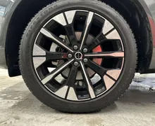 Notranja slika - Volvo XC60 - B5 P AWD Plus Dark... - 8 - Predogledna slika