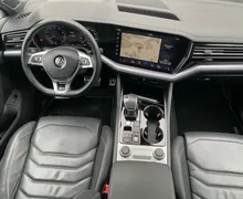 Notranja slika - Volkswagen Touareg - V6 TFSI R-Line Panorama - Zračno - Night vision - 10 - Predogledna slika