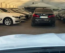 Notranja slika - BMW serija 5: - 520D-XDRIVE-ŠIBEDAH-KAMERA-HEAD UP-USNJE-ACC-SLO - 7 - Predogledna slika