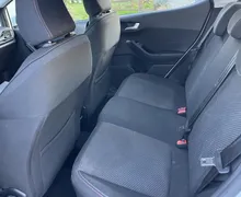 Notranja slika - Ford Fiesta - Active 1.0 EcoBoost -1 LASTNIK-ALU-LED-ODLIČNA - 9 - Predogledna slika