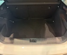 Notranja slika - Škoda Kamiq - 1.0 TSI Easy... - 12 - Predogledna slika