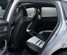 Notranja slika - Porsche Panamera - 4.0 V8 GTS-PANORAMA-MATRIX-SOFT CLOSE-HLAJENJE- - 11 - Predogledna slika
