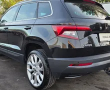 Zunanja slika - Škoda Karoq - 1.0 TSI SPORT LED-KAMERA-NAVI-GRETJE SŽ-1.LASTNIK - 6 - Predogledna slika