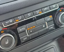 Zunanja slika - Volkswagen Tiguan - 2.0TDI 4MOTION BI-XENON-NAVI-ALU-KEYLESS-1.LASTNIK - 14 - Predogledna slika