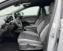 Notranja slika - Volkswagen ID.4 - Pure Performance  52 kWh -PDC-Navigacija-AppConnec - 7 - Predogledna slika