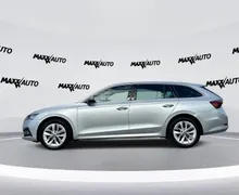 Notranja slika - Škoda Octavia - Combi 2.0 TDI Style DSG ACC Mrtvi kot Memory - 8 - Predogledna slika