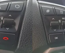 Notranja slika - Hyundai Tucson - 1.7 CRDI-KAMERA-ODLIČEN-M 2019-1 LASTNIK... - 12 - Predogledna slika