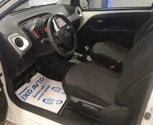 Zunanja slika - Citroën C1 - Attraction 1.0i TEMPOMAT-KAMERA-LED LUČI-43000KM.. - 6 - Predogledna slika