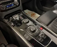 Notranja slika - Peugeot 508 - RXH Hybrid4 2.0 HDi-4X4-BI-XENON-NAVI-PDC-F1-TEMPO - 11 - Predogledna slika