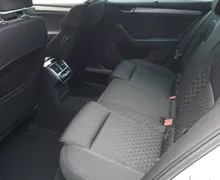 Zunanja slika - Škoda Superb - 2.0 TDI Style Combi  110 kW+Xenon+Memory+ACC+Kamer - 14 - Predogledna slika