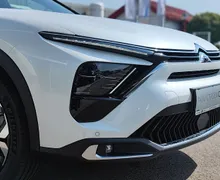 Zunanja slika - Citroën C5 X - MAX Hybrid 225 e-EAT8 - 2 - Predogledna slika