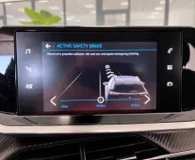 Zunanja slika - Peugeot 2008 - 1,2 PureTech 100 S&S Allure - 16 - Predogledna slika