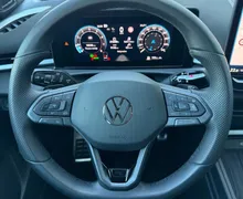 Notranja slika - Volkswagen T-Roc - 1.5 eTSI R-Line DSG-SLO-IQ Light-Vlečna kljuka.... - 8 - Predogledna slika