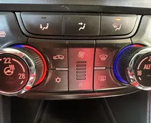 Zunanja slika - Opel Zafira - Tourer 1.4 Turbo.EMŠKI.NAVI.GRET.SEDEŽEV.5 SEDEŽEV - 8 - Predogledna slika